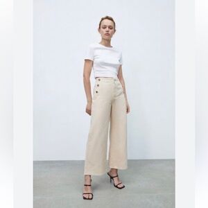 ZARA | wide leg cropped light jeans